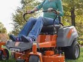 HUSQVARNA Z146 Mower - picture0' - Click to enlarge