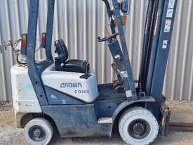 Crown 1.8 Tonne LPG Forklift - picture0' - Click to enlarge