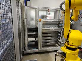 5-axis CNC machine (VMC) STAMA - MC-331/S - picture0' - Click to enlarge