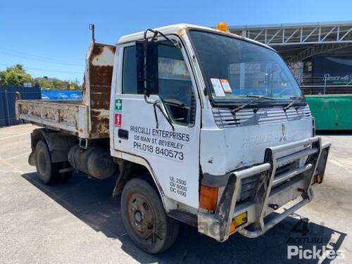 1990 Mitsubishi Canter