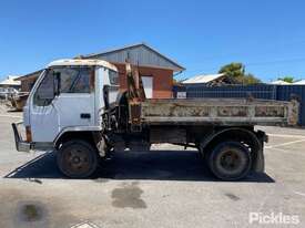 1990 Mitsubishi Canter - picture1' - Click to enlarge