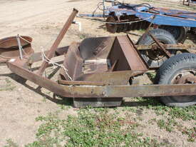 Trailing Tractor scoop - picture0' - Click to enlarge