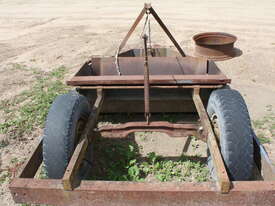 Trailing Tractor scoop - picture1' - Click to enlarge