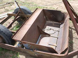 Trailing Tractor scoop - picture2' - Click to enlarge