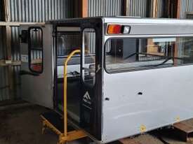 Prinoth Husky Passenger Cab - picture0' - Click to enlarge