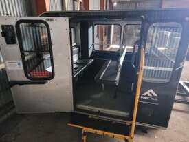 Prinoth Husky Passenger Cab - picture2' - Click to enlarge