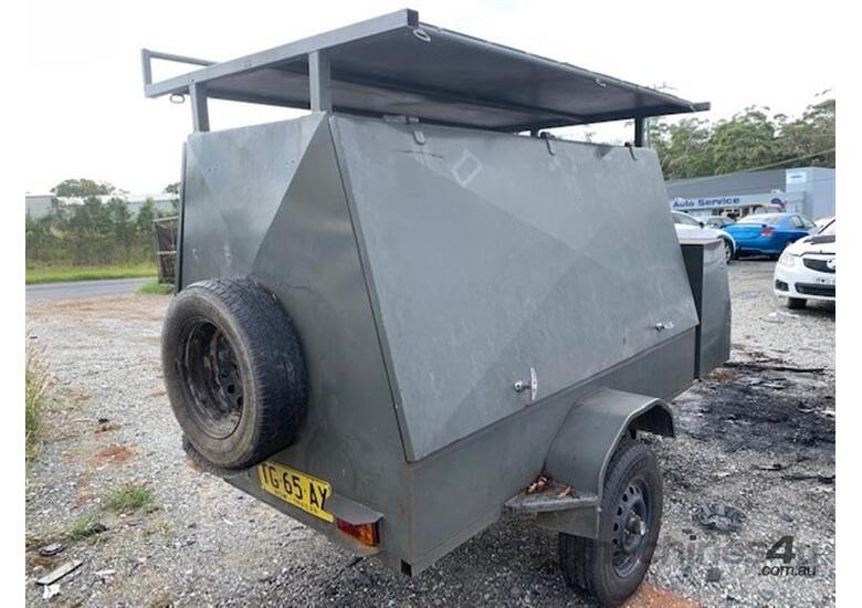 Buy Used Hans Hans LT102 Trailer Box Trailer in , Listed on Machines4u