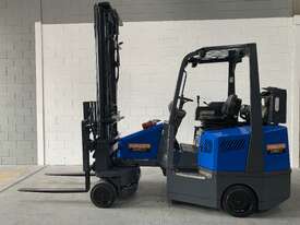 Aisle-Master 2t Articulated LPG Forklift  - picture0' - Click to enlarge