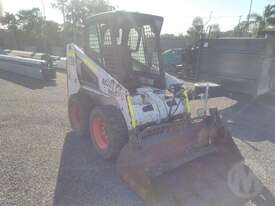 Compact Skid Steer S130 - picture0' - Click to enlarge