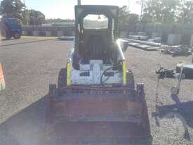 Compact Skid Steer S130 - picture0' - Click to enlarge