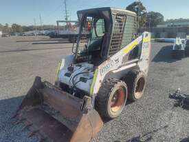 Compact Skid Steer S130 - picture1' - Click to enlarge