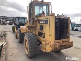 Caterpillar 926E - picture0' - Click to enlarge