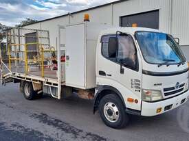 Hino 300c - picture0' - Click to enlarge