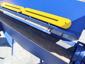 Manual Pan Brake Sheet Folder - 1220mm Long - picture1' - Click to enlarge