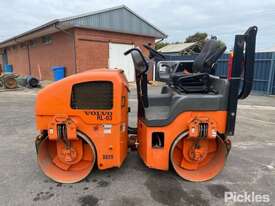 Volvo DD29 Articulated Smooth Drum Roller - picture1' - Click to enlarge