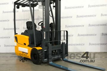 JUNGHEINRICH Refurbished Battery Electric Forklift with 4.8m Triple Mast