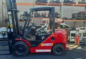 ACTIVE FORKLIFTS - 2010 Enforcer diesel forklift for sale- 2.5 ton capacity 4.5m mast solid tyres si
