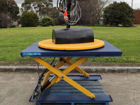 Low Profile 1000kg Scissor Lift Table - 1450 x 1140mm - picture0' - Click to enlarge