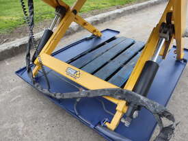 Low Profile 1000kg Scissor Lift Table - 1450 x 1140mm - picture2' - Click to enlarge