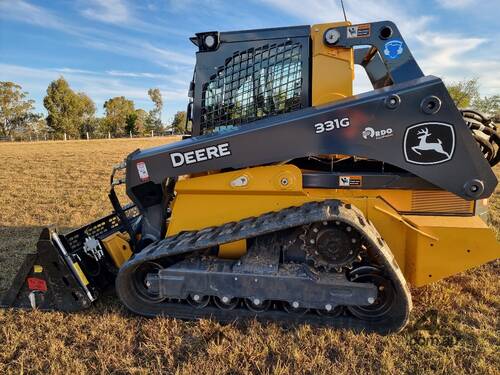 John Deere 331G Tracked Skid steer 