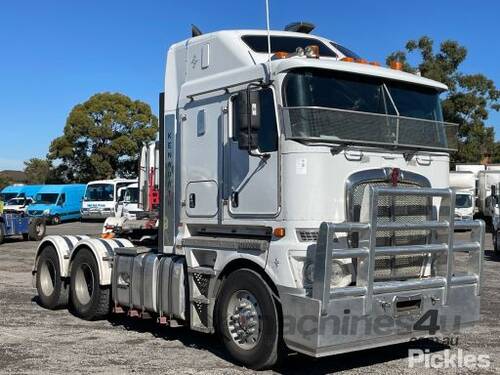 2011 Kenworth K200 Series Prime Mover Sleeper Cab