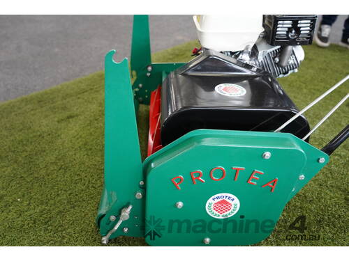 Protea SC610 24 inch Supercut Mower Briggs and Stratton 5HP engine with smooth roller