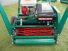 Protea SC610 24 inch Supercut Mower Briggs and Stratton 5HP engine with smooth roller - picture0' - Click to enlarge