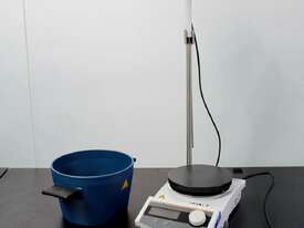 Magnetic Stirrer with Heating Plate - picture7' - Click to enlarge