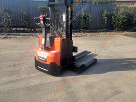 Toyota Forklift 1.2T Walkie Stacker  - picture0' - Click to enlarge