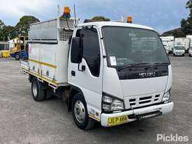 2007 Isuzu NKR Service Body - picture0' - Click to enlarge