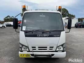 2007 Isuzu NKR Service Body - picture0' - Click to enlarge