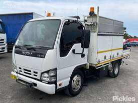 2007 Isuzu NKR Service Body - picture1' - Click to enlarge