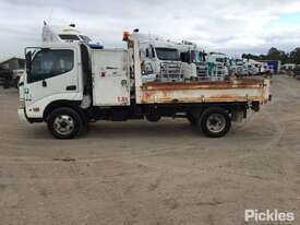 2007 Hino Dutro 300 Series 616 Tipper - picture2' - Click to enlarge