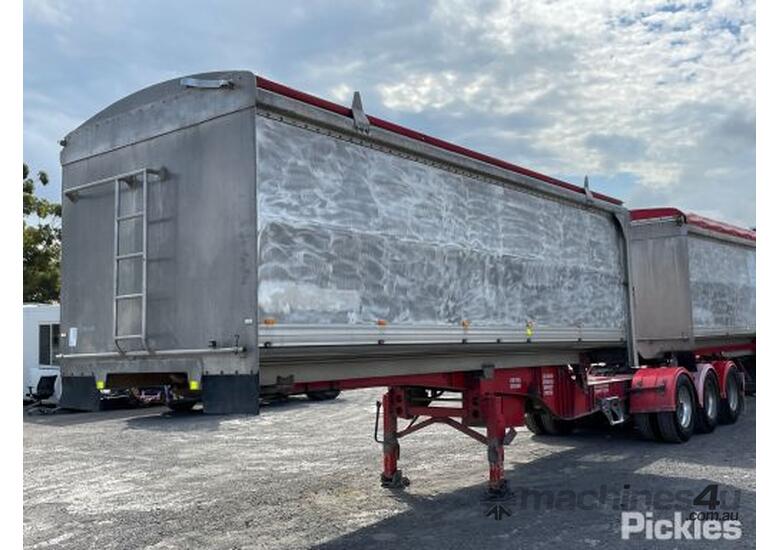 Buy Used 2009 byrne 2009 Byrne Tri Axle Trailer Tri Axle Tipping A