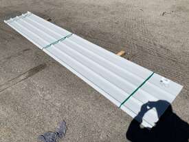 Quantity of Roofing Sheets - picture1' - Click to enlarge