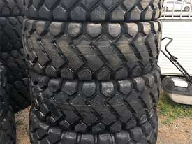 4 X Unused 20.5 X 25 Earthmoving Tyres - picture2' - Click to enlarge