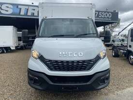 2022 Iveco Daily 45C17 White Pantech 3.0l 4x2 - picture0' - Click to enlarge