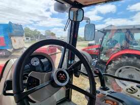 Massey Ferguson 5713SL Dyna6 Tractor - picture2' - Click to enlarge