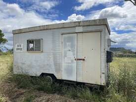 4.8m x 3.2m Site Office/ Caravan - picture0' - Click to enlarge