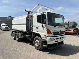 2012 Hino FM 500 2630 Euro5 (6x4) Water Truck - picture1' - Click to enlarge