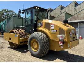 2021 CATERPILLAR CS78B VIBRATING ROLLER - picture2' - Click to enlarge