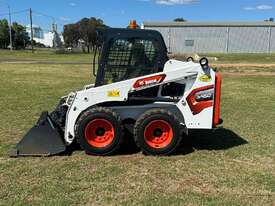 Bobcat S450 Basic Controled Open Cab Skid Steer - picture0' - Click to enlarge