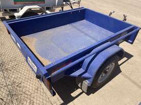 HCT Single Axle Box Trailer - picture0' - Click to enlarge