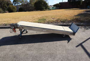 STAINLESS STEEL Incline Motorised Belt Conveyor - 2.65m long 0.7m wide - ADEP