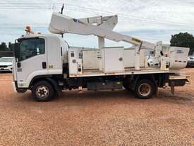 2012 Isuzu FRR600 EWP - picture2' - Click to enlarge