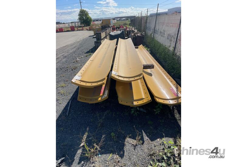 caption 136-2545 - CAT 18M, 18M3 GRADER AFTERMARKET MOLDBOARD P/N:1362545