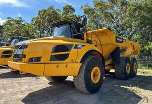 2012 VOLVO A40F DUMP TRUCK WITH TAILGATE