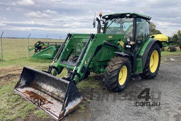 2012 John Deere 6125R Utility Tractors