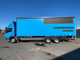 2010 Mercedes Benz Atego Pantech Curtainsider - picture2' - Click to enlarge