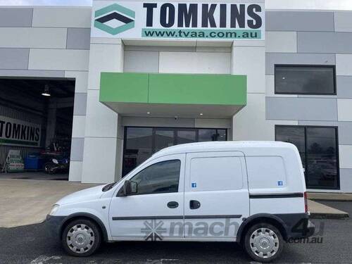 2005 Holden Combo Van